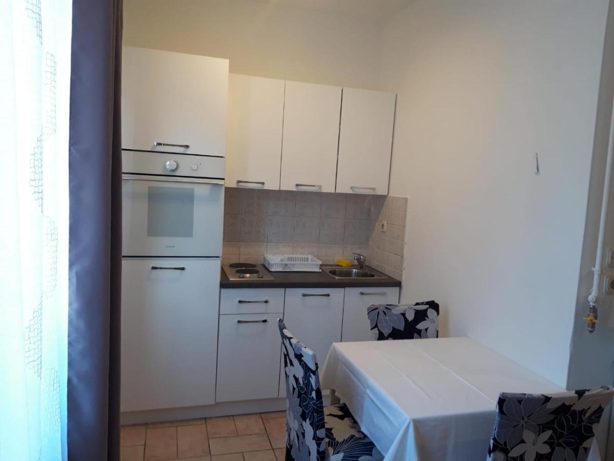 Apartman Zuki Загреб Экстерьер фото