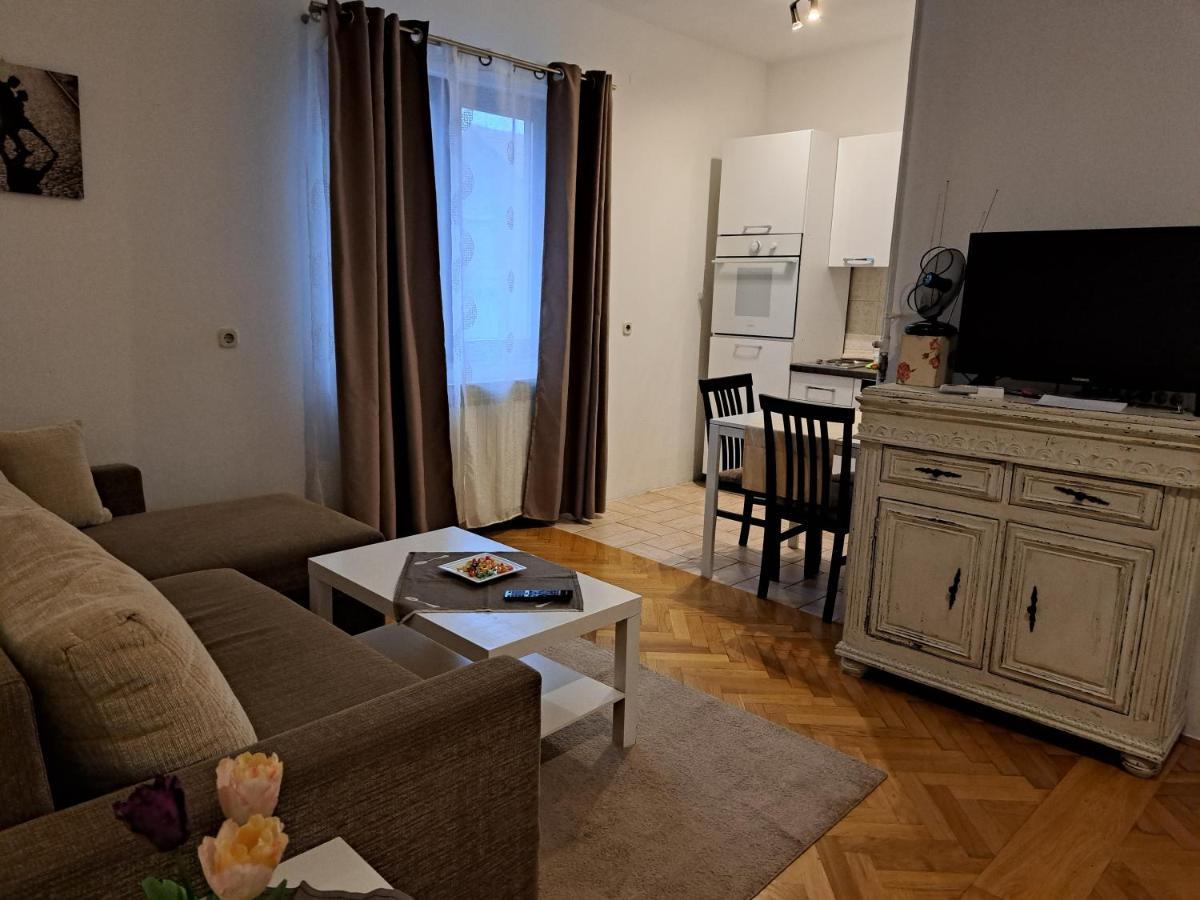 Apartman Zuki Загреб Экстерьер фото