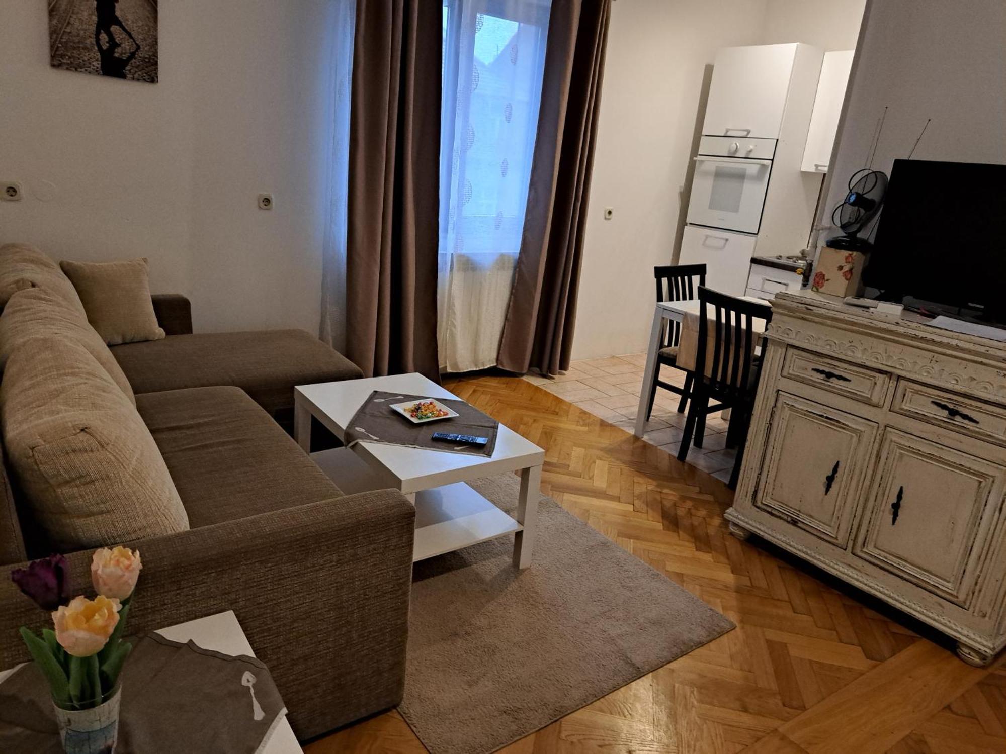 Apartman Zuki Загреб Экстерьер фото